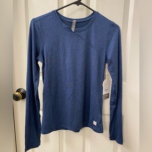 Vuori Women’s Navy Long Sleeve Shirt